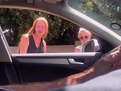 Dickflash 2 Pretty Blonde Teens While Asking Directions